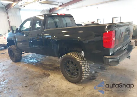 2017 Chevrolet Silverado 1500 2Lt z USA, uszkodzony, nr VIN 1GCVKREC3HZ277921